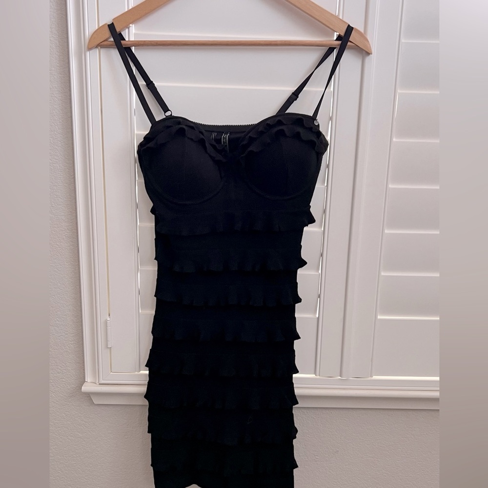 Little black ruffle dress by Guess!